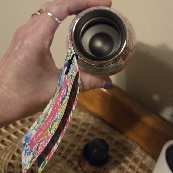 Lilly Pulitzer Floral Insulated Bottle - Gold and Pink - Picture 3 of 10